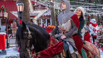  The Knight Before Christmas: Knight & Lady