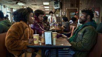 They Cloned Tyrone: Fontaine, Slick Charles, and Yo-Yo make a discovery about the chicken. 