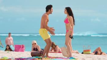 Tu Jhoothi Main Makkaar: Ranbir Kapoor and Shraddha Kapoor arguing on a beach
