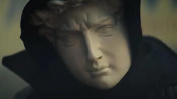 Vindicta Movie: A hooded figure wears the mask of the statue of David