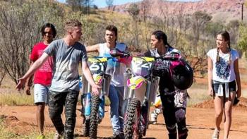 MaveriX TV show: Motocross team 