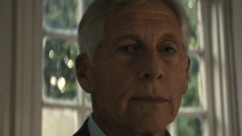 American Manhunt: O.J. Simpson TV show screenshot 3: Close up shot of Mark Furhman's face.