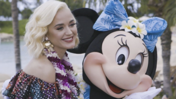 Disney Insider TV Show: Katy Perry and Minnie Mouse. 