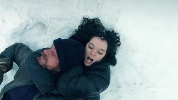 Hanna TV: Hanna (Esme Creed-Miles) tussles with her dad (Joel Kinnaman)