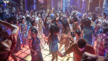 Hotel Cocaine screenshot 2: The dance floor at The Mutiny Hotel.