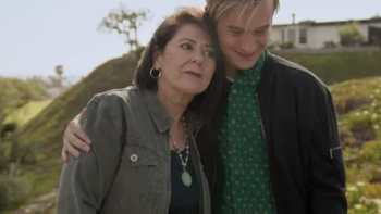 Life After Death TV Show: Theresa Koelewyn and Tyler Henry. 
