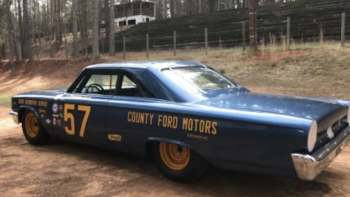Lost Speedways TV Series: An old race car. 
