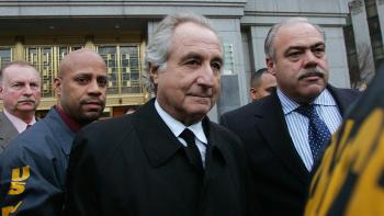 Madoff: The Monster of Wall Street Screenshot 3