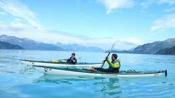 Rock the Park: Hosts doing canoeing