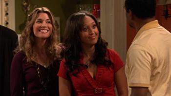 Roommates TV: Katie and Hope smile at Hope's dad indoors