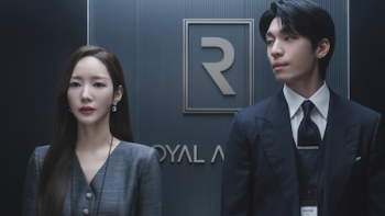 Siren's Kiss TV show screenshot 3: Cha Woo-seok stands right of Han Seol-ah and looks at her