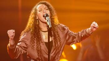 The Four: Battle For Stardom TV Show: A challenger performing