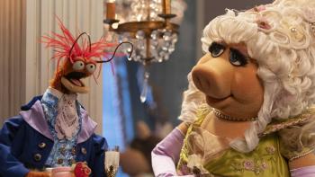 The Muppet Show 2026 TV show screenshot 2: Pepe the King Prawn and Miss Piggy dress in 1700s finery