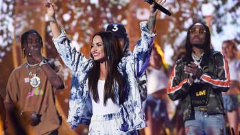 TRL (2017) TV Show: Scene #2