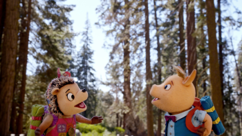 Wowsabout! TV: Roxy and Ronald talk among tall trees in the beautiful outdoors.