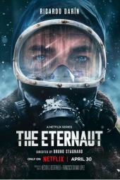 The Eternaut TV show poster: Headshot of a blue-eyed man in hazmat suit and mask as a desolate scene of deserted cars reflected on his goggles